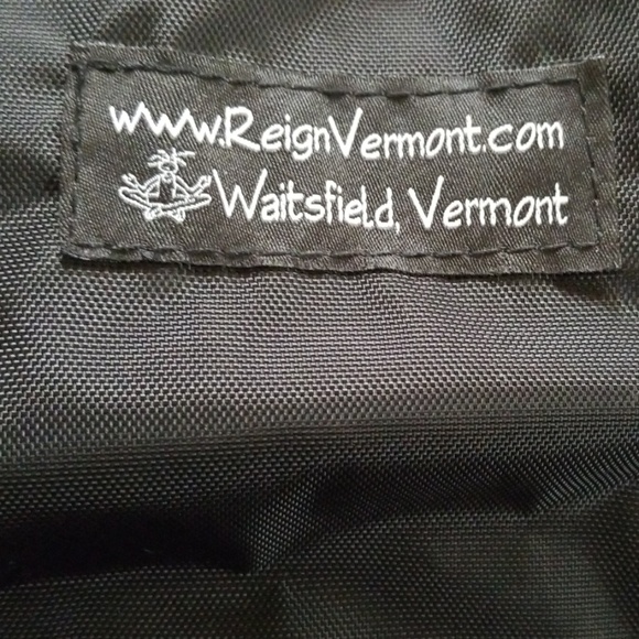 Embroidered Crossbody Bag - Picture 6 of 8